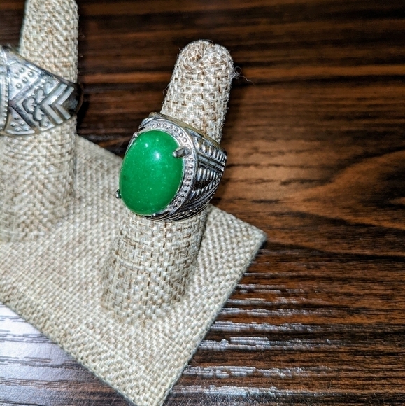 Jade Silver Cocktail Ring - Picture 3 of 6